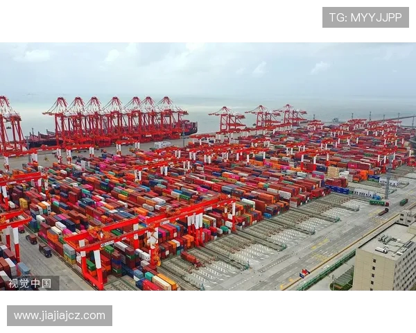 上海海港奋力打造国际一流现代化港口枢纽引领长三角高质量发展 上海海港奋力打造国际一流现代化港口枢纽引领长三角高质量发展