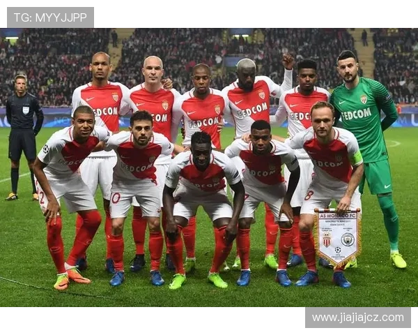 巴黎与摩纳哥激战正酣 谁将主宰法甲榜首之争 锁定胜局的关键较量 巴黎与摩纳哥激战正酣 谁将主宰法甲榜首之争 锁定胜局的关键较量