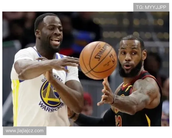 激烈对决再掀高潮双方比分紧咬鏖战至最后一秒