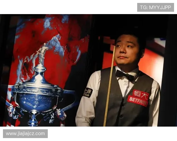 丁俊晖：从青涩少年到斯诺克世界冠军的辉煌历程与心路历程