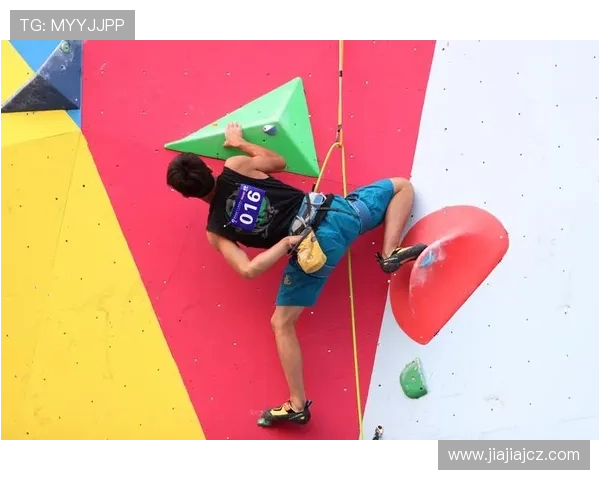 广州攀岩队与成都攀岩队赛后复盘力量对决的精彩瞬间与启示