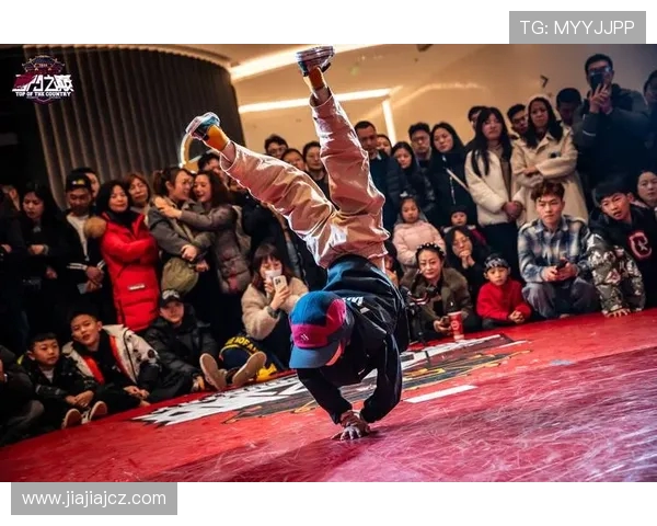 武汉街舞队的反击之路：深度解析街舞文化的魅力与挑战