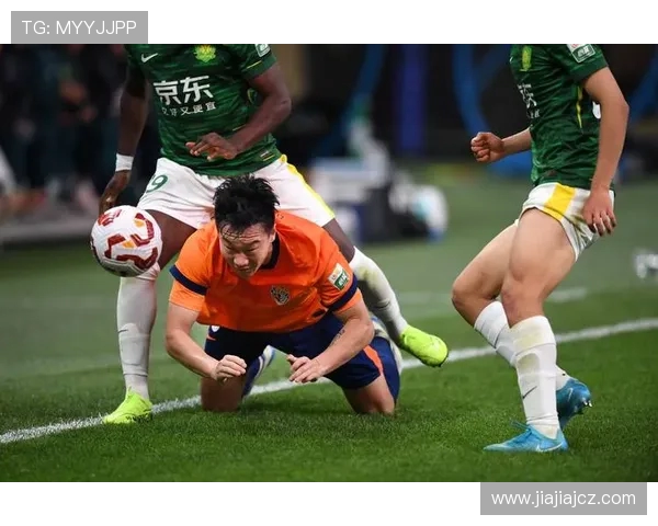 成都蓉城主场激战青岛海牛两队鏖战九十分钟上演进球盛宴
